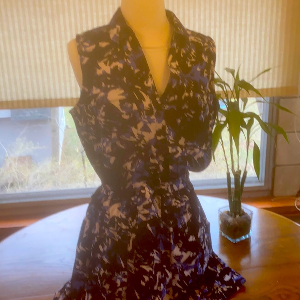 Floral romper EUC